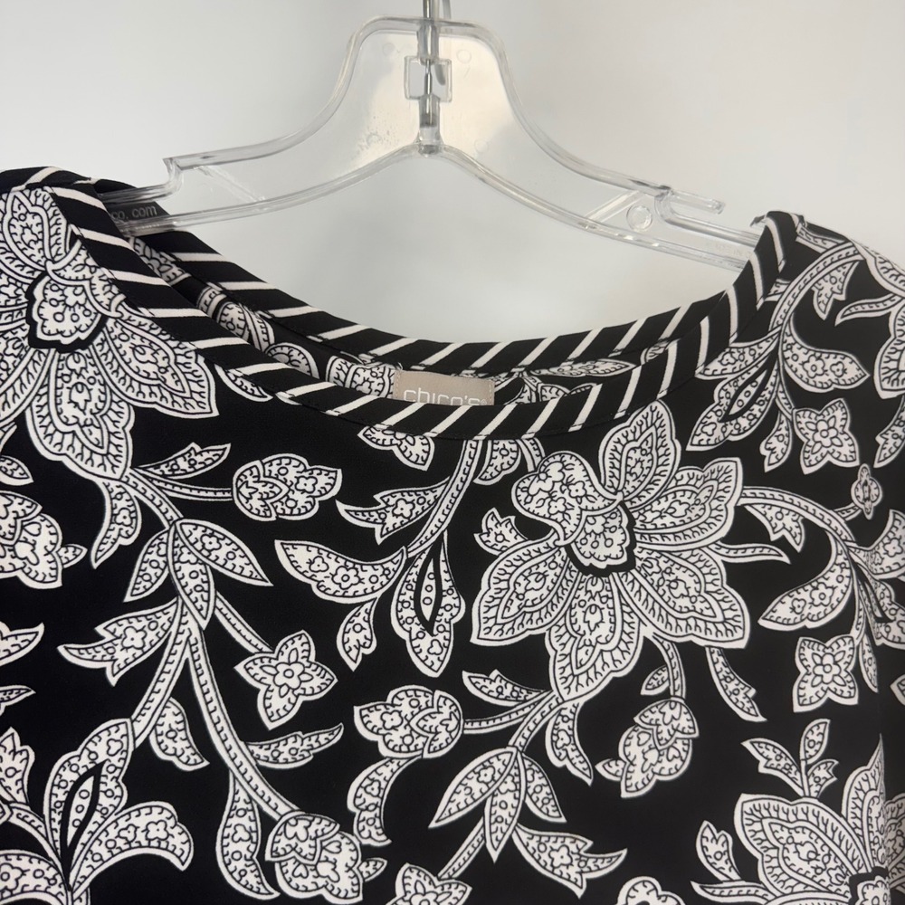Chico's Black White Floral Paisley Tunic Top 3/4 Sleeve Size 3 XL - Picture 10 of 12